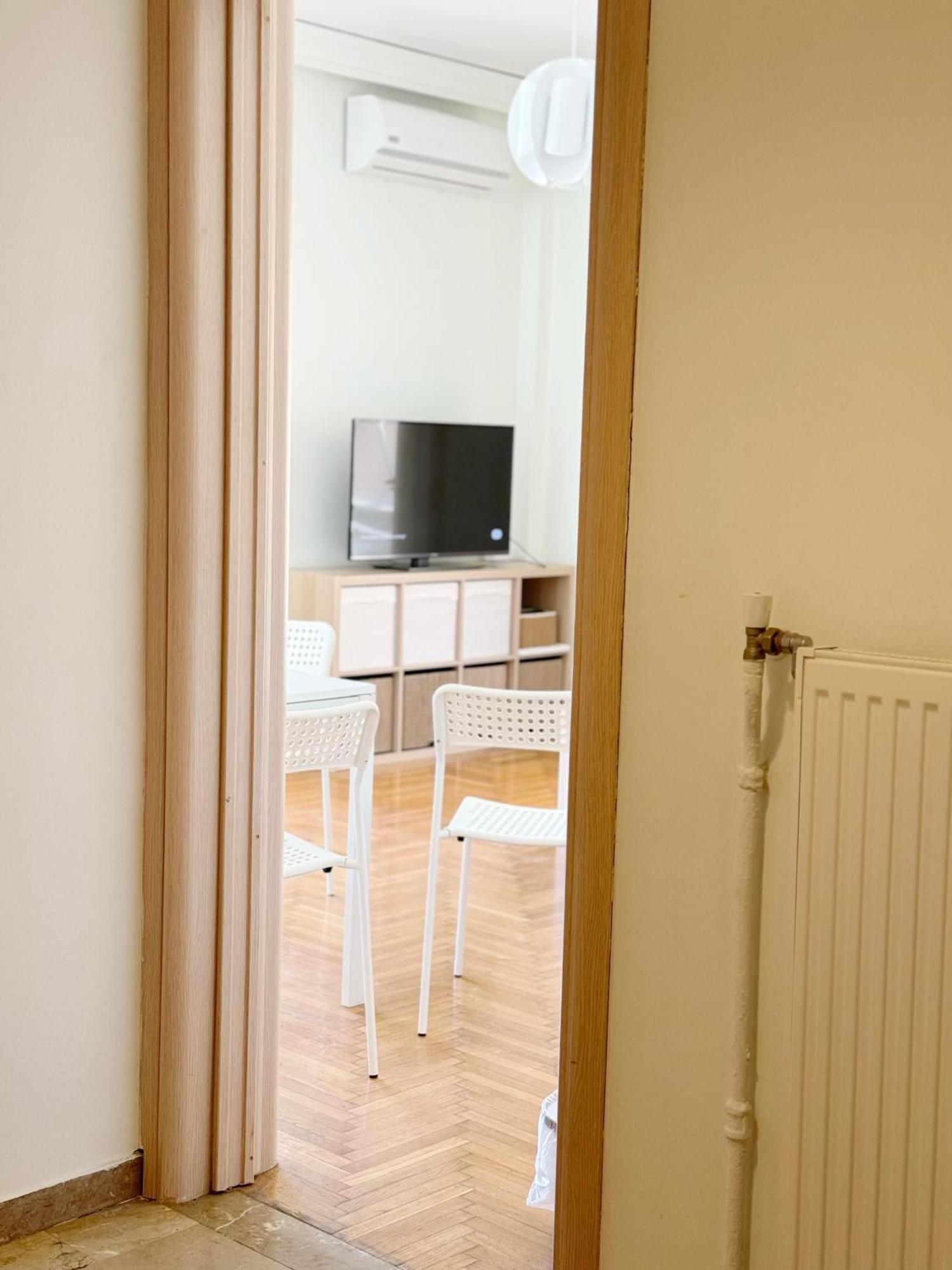 John Glyfada Apartment *