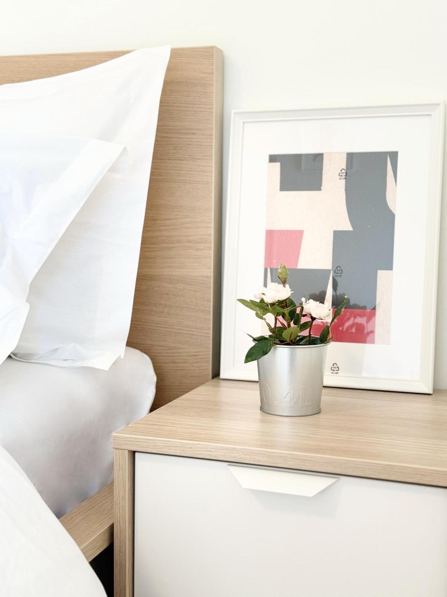 John Glyfada Apartment