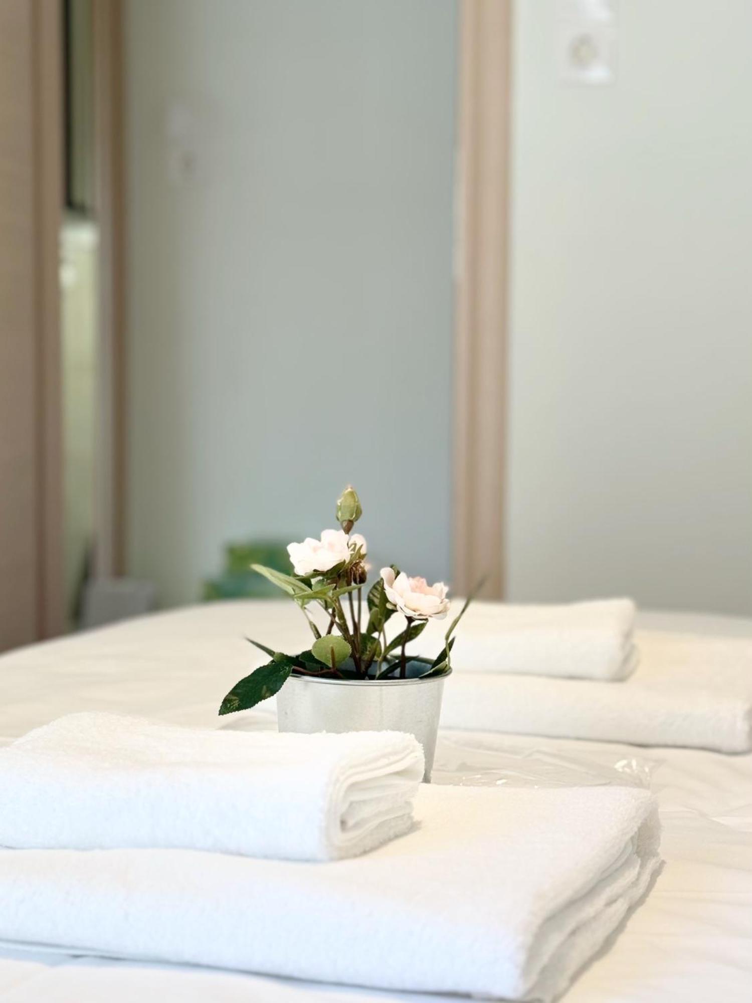 John Glyfada Apartment *